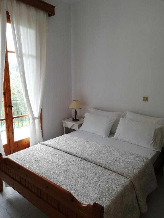 Apelati Hotel Keri Luaran gambar